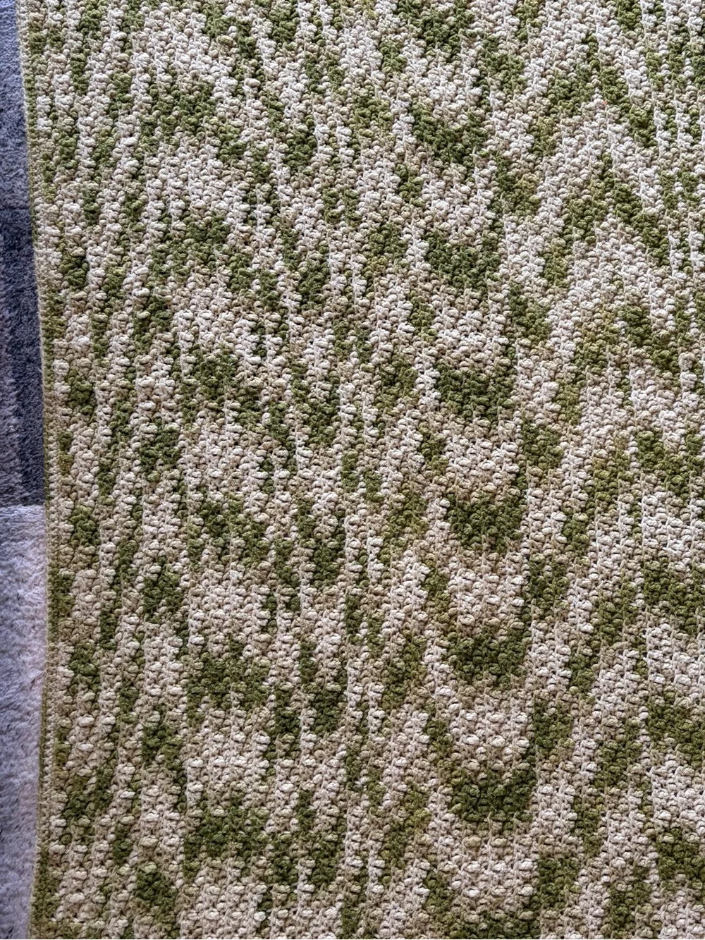Vtg Hand-Crochet Ripple Blanket Chevron Style Zig-Zag Olive Green Full 87”x76”